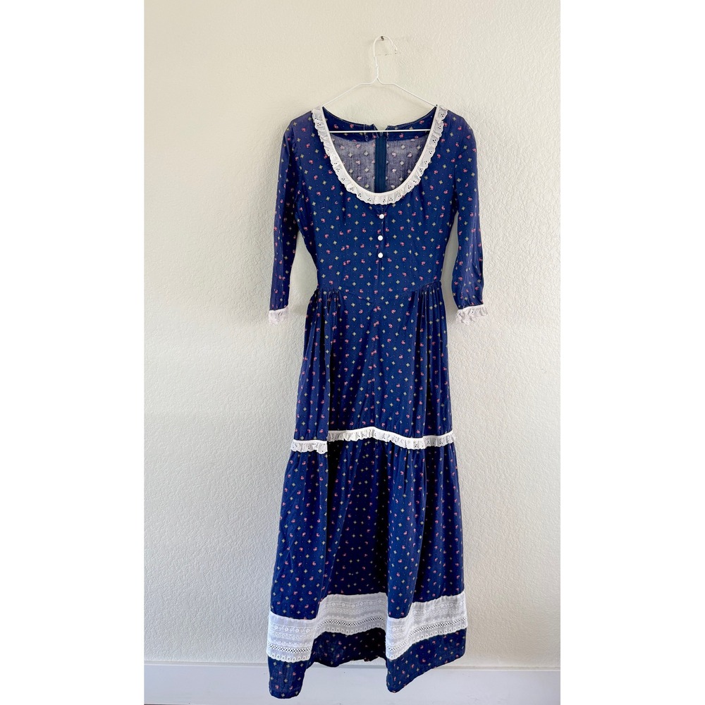 Vintage Prairie Maxi Dress Women XS Navy Blue Calico Floral Eyelet Lace Tiered